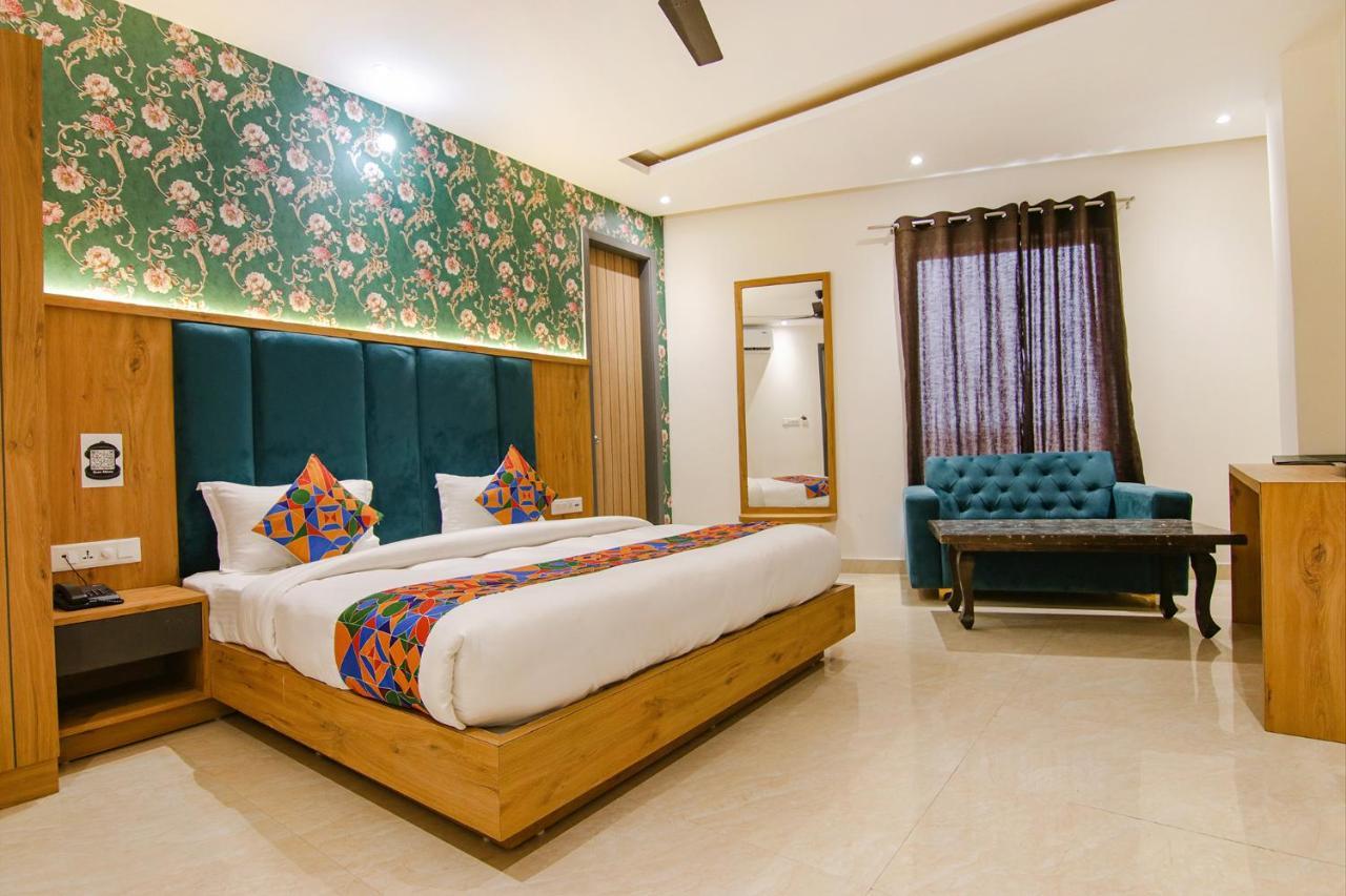 Fabhotel Prime Taj Castle Amritsar Exterior photo